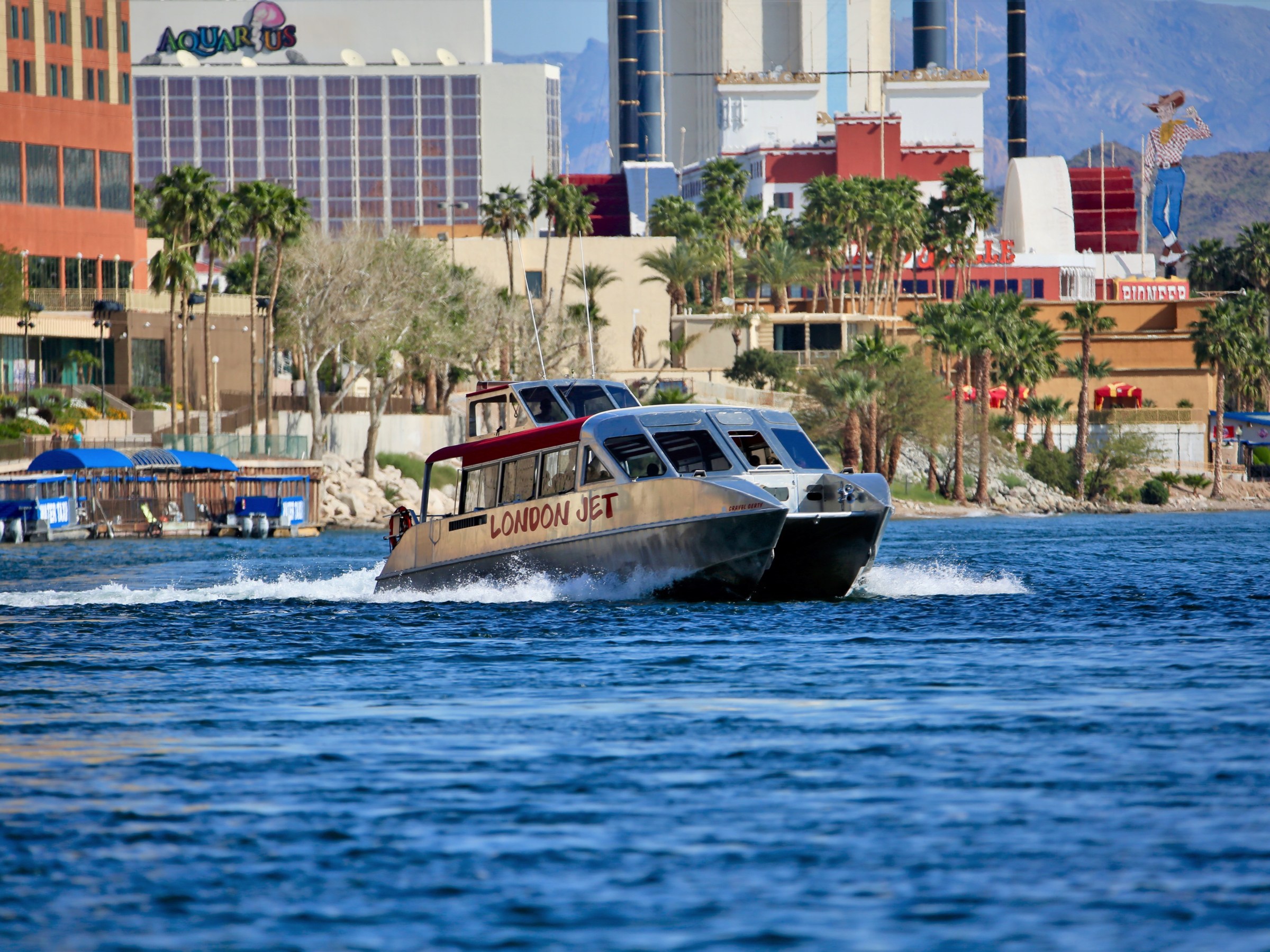 Jet ski